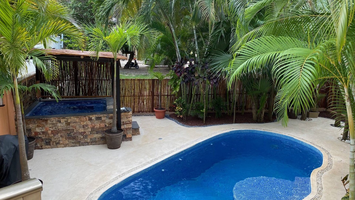 Playa del Carmen Villa | Beach, Pool, Hot Tub, Billiard Room, Arcade equals awesome vacation!