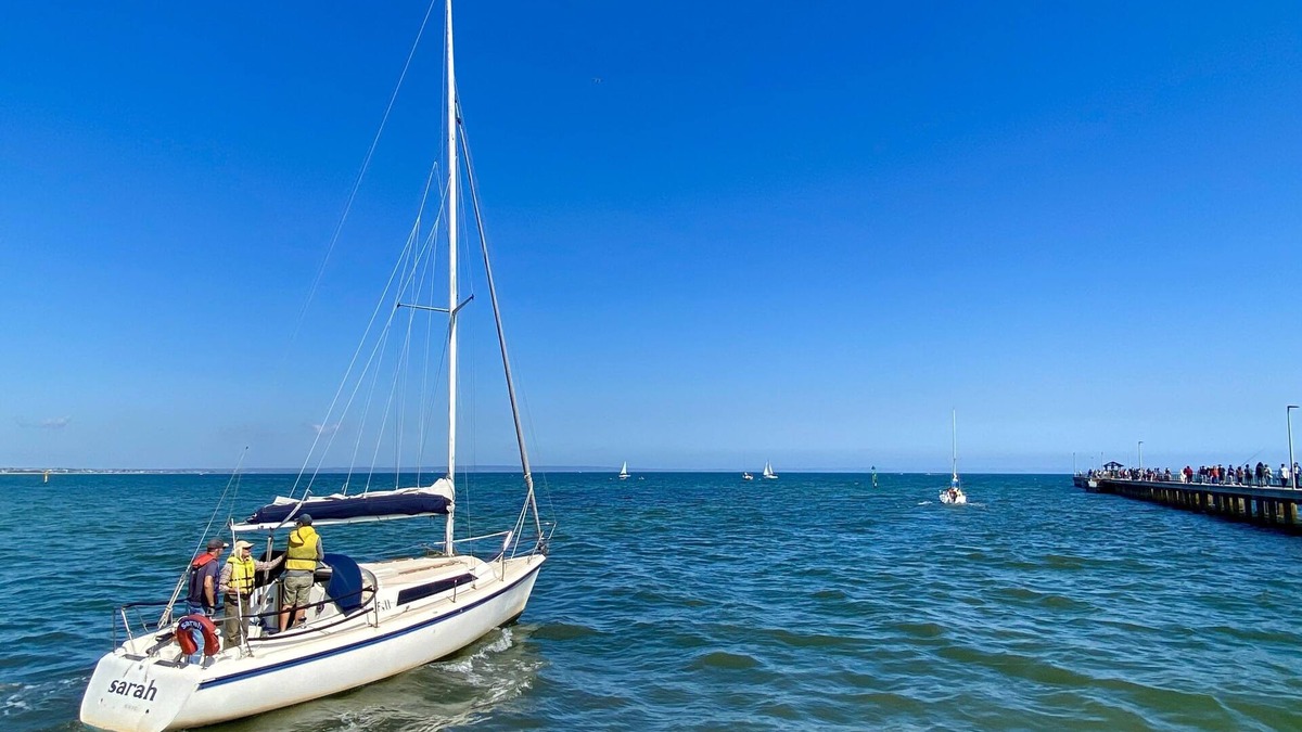 Mordialloc House | Beach Rd | Kids & Pet Friendly | Free Parking