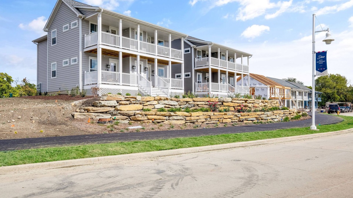 Ottawa Condo | Beach Retreat - 2 Bed 2 Bath