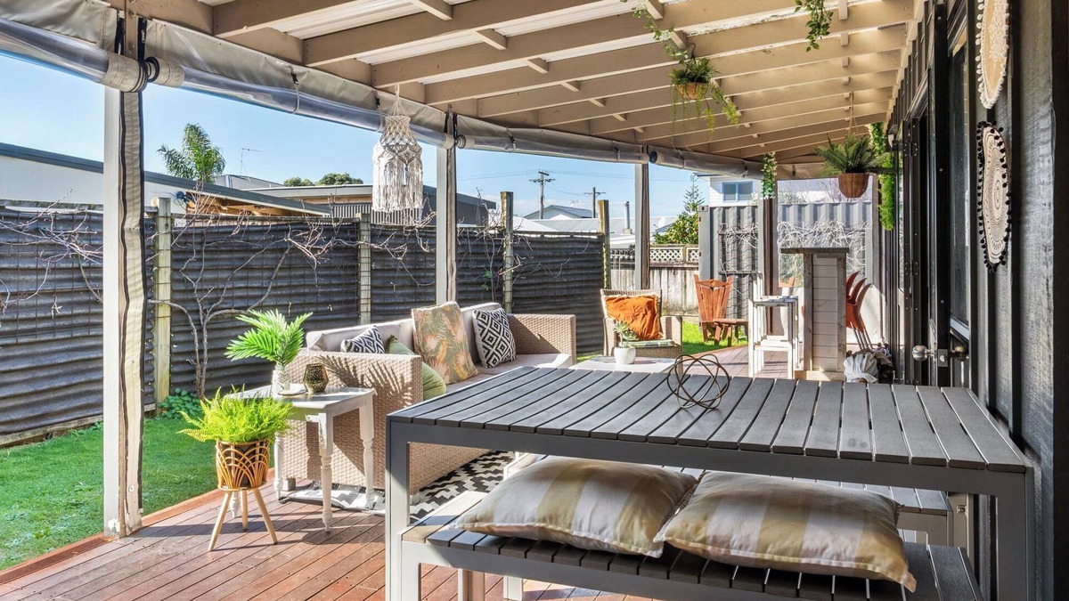 Waihi Beach House | Beach Road Charmer Su