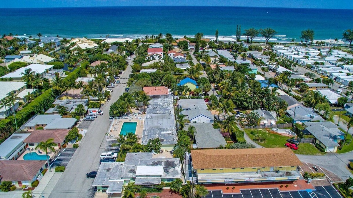 Ocean Ridge Apartment | Beach studio with pool 200 meters from the beach