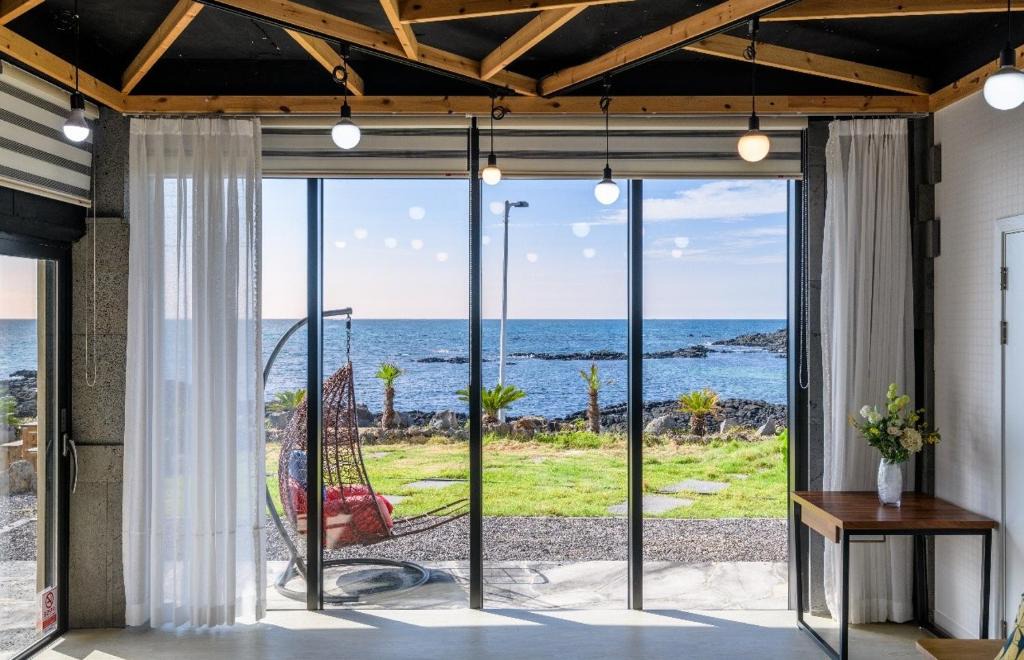 Jocheon House | Beach Sunset