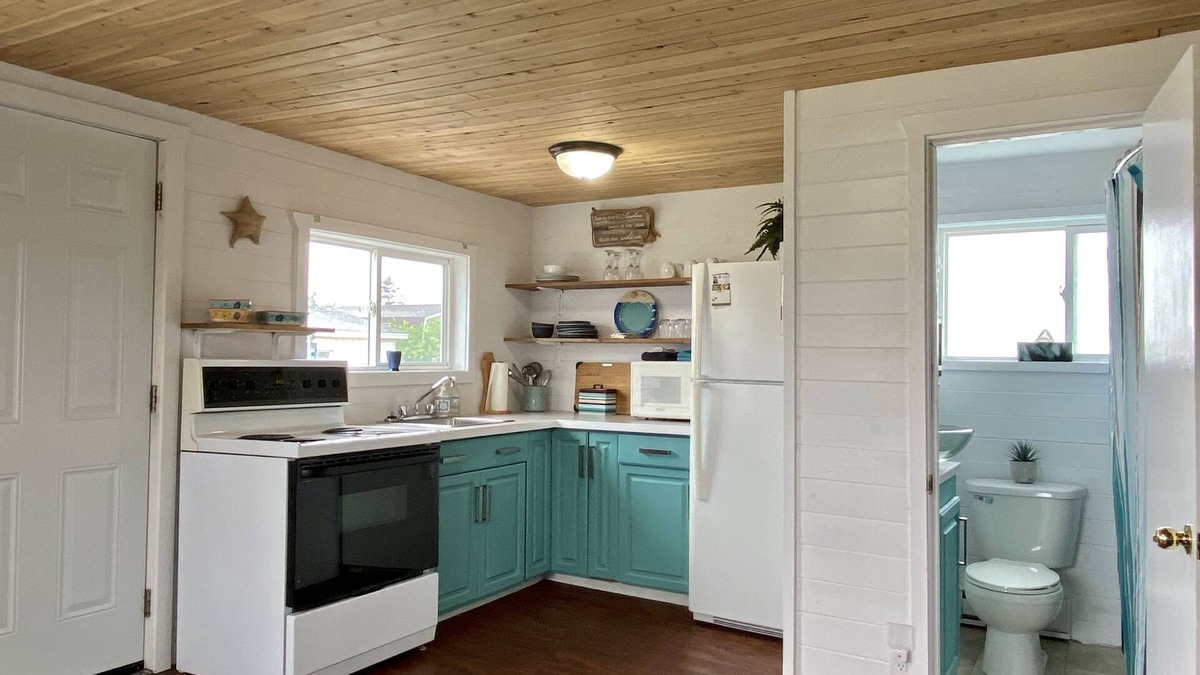 Pointe-du-Chene Cottage | Beach vibes