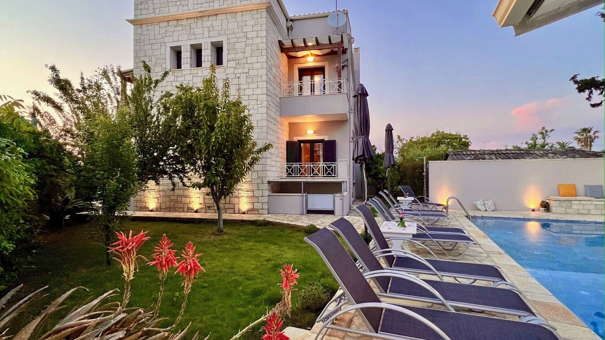 Acharavi Villa | Beach Villa Heart House with private pool
