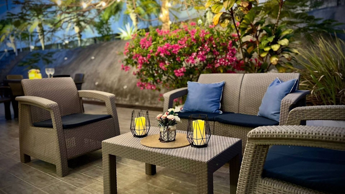 Las Guias Oriente Apartment | Beach Villa With Cozy Terrace