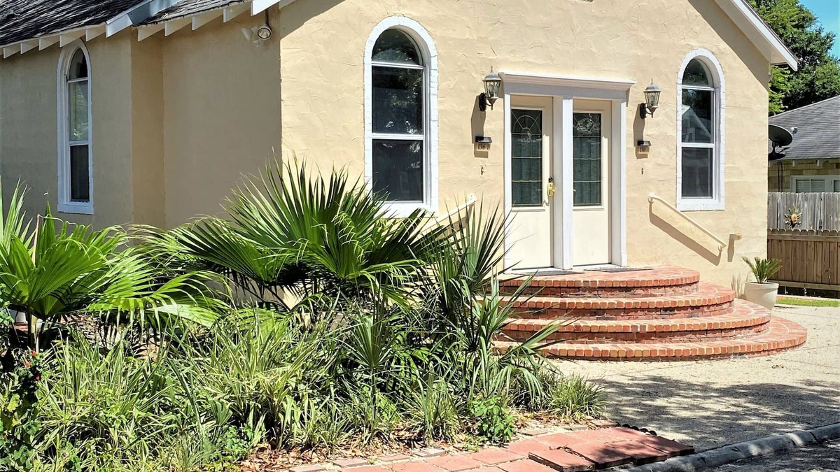 Biloxi House | Beaches, Great Food, Entertainment, and Casinos - Just For You!