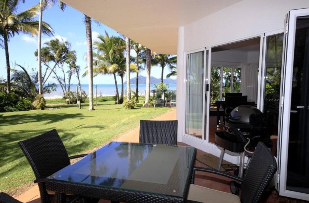 Wongaling Beach Apartment | Beaches No 4 - Absolute Beachfront