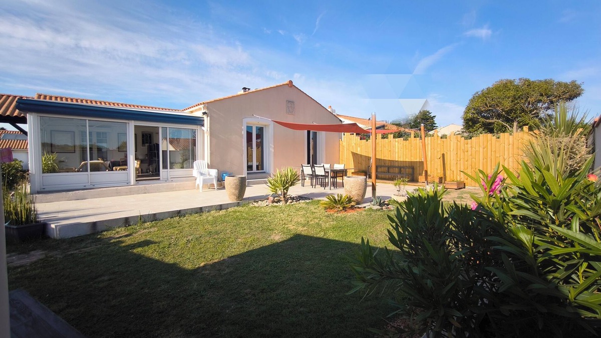 Bretignolles-sur-Mer House | Beaches on foot