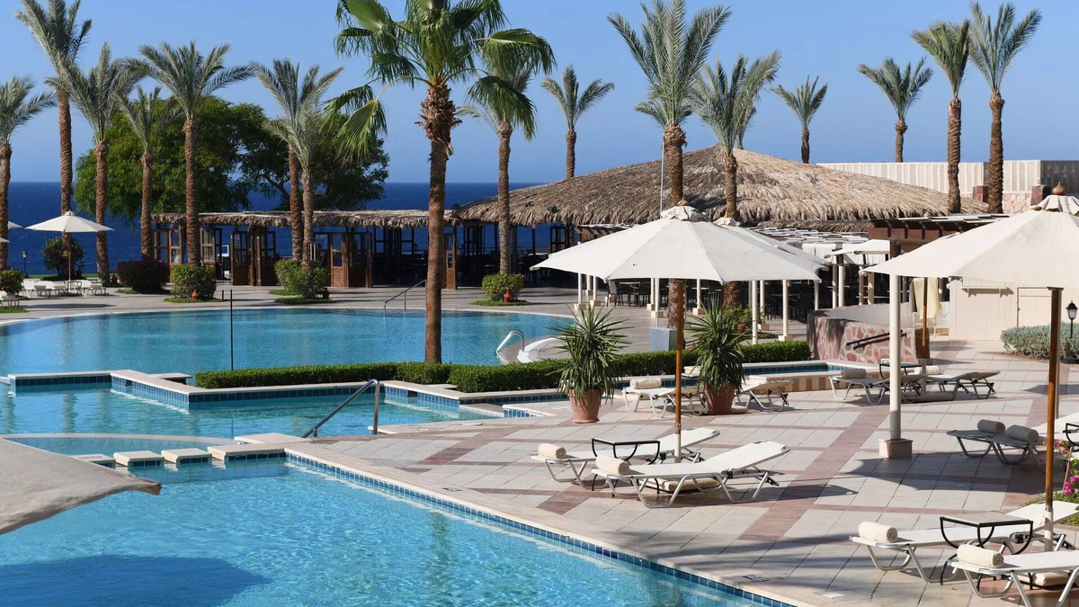 El Hadaba Hotel | Beachfront Resort | 3 Rooms, Spa, Pools, Diving, Archery & Ras Mohammed Tours