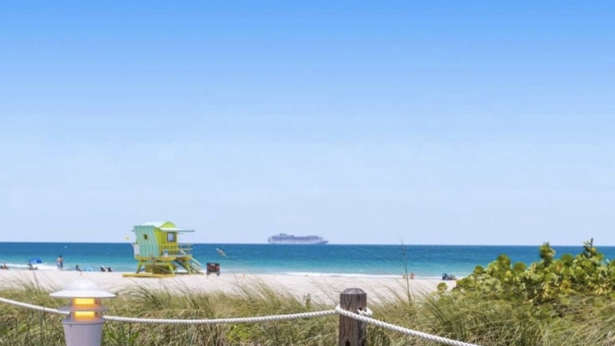 South of Fifth Condo | BeachFront-1 Bedroom Unit 119-Free Parking-Ocean Drive-South of 5th-South Beach