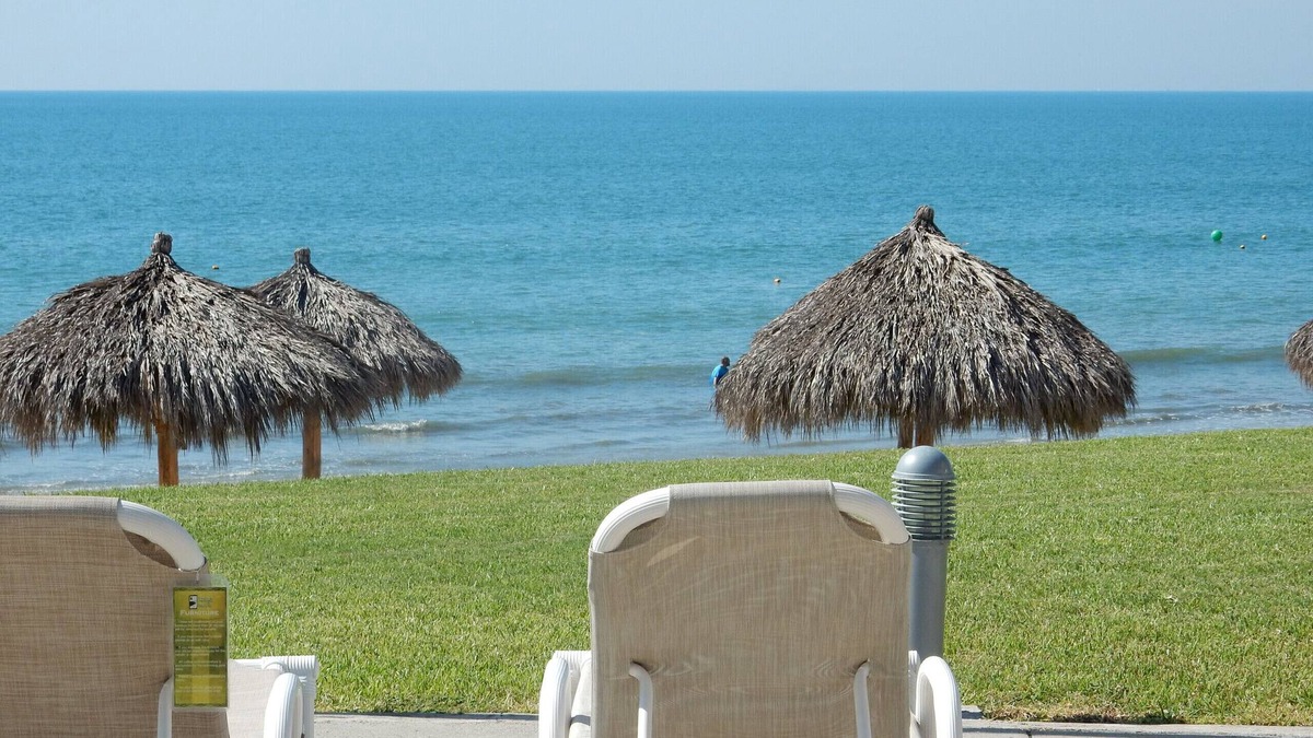 Flamingos Condo | BEACHFRONT 2-BD CONDO HAS IT ALL in Nuevo Vallarta, Mexico