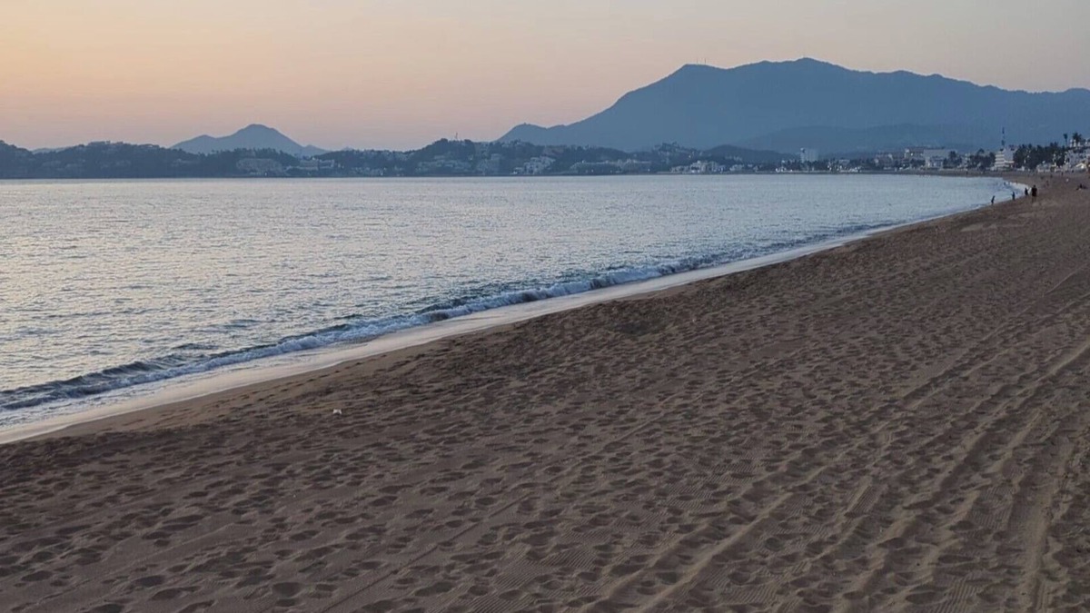 Manzanillo Condo | Beachfront 3 BR 2BA Condominium