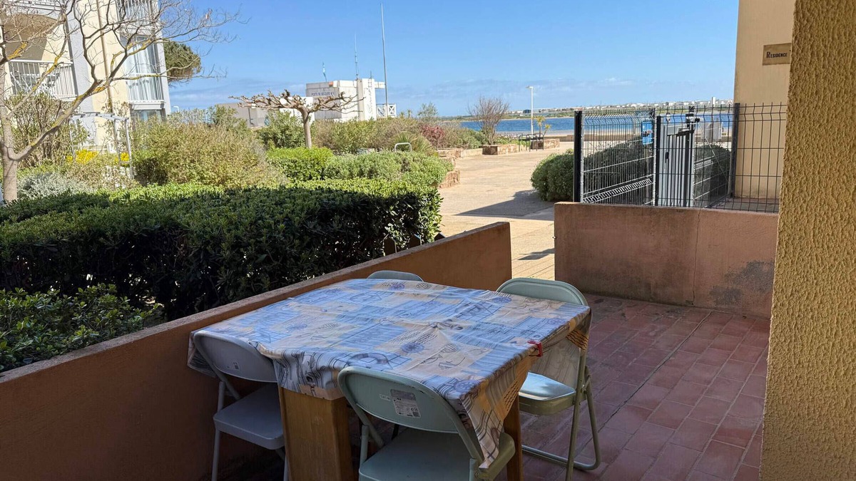 Gruissan Apartment | Beachfront Apartment 6 Guests - Terrace, Parking, Near Shops