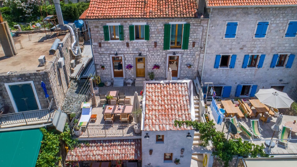 Przno House | Beachfront Apartment With Beautiful Kitchen Przno Budva