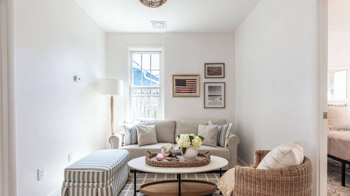 Wall House | Beachfront Beauty - 2BR/1BA