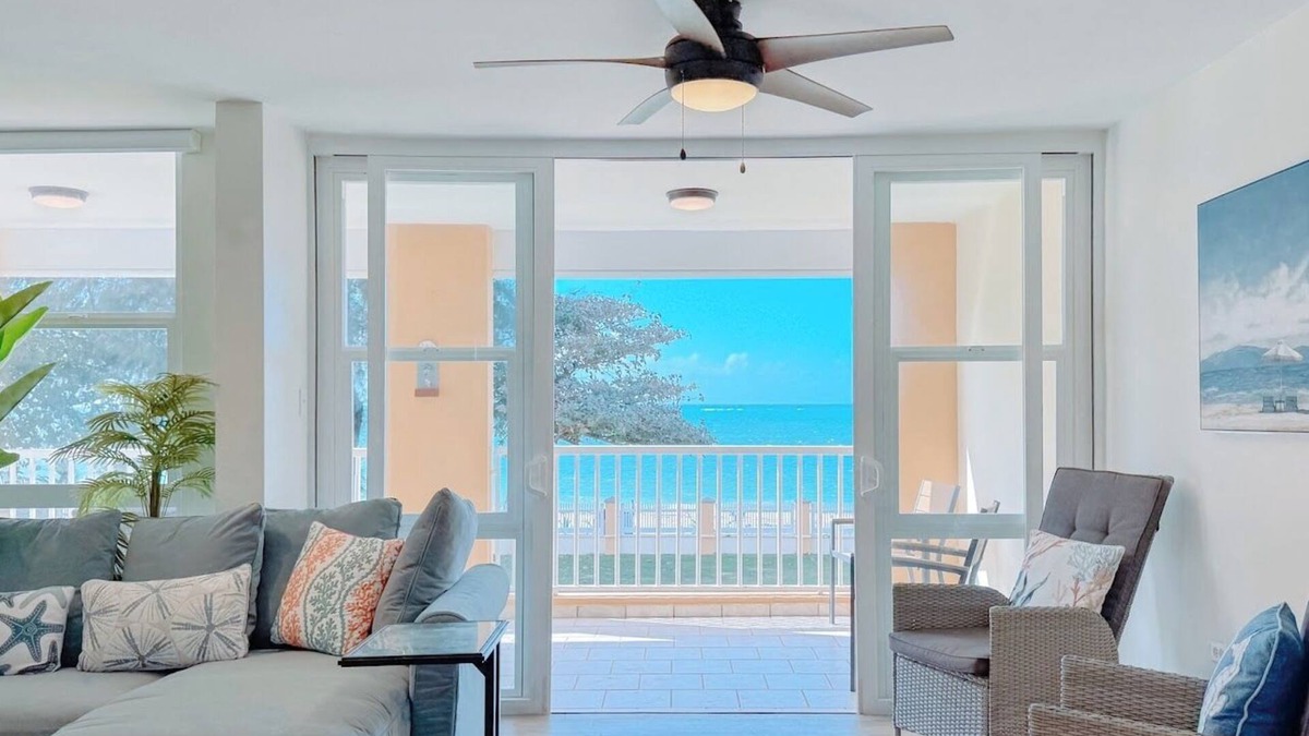 Santillana del Mar Apartment | Beachfront Bliss+