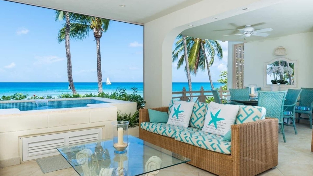 Reeds Bay Apartment | Beachfront Bliss with Spa Pool - Reeds House 9