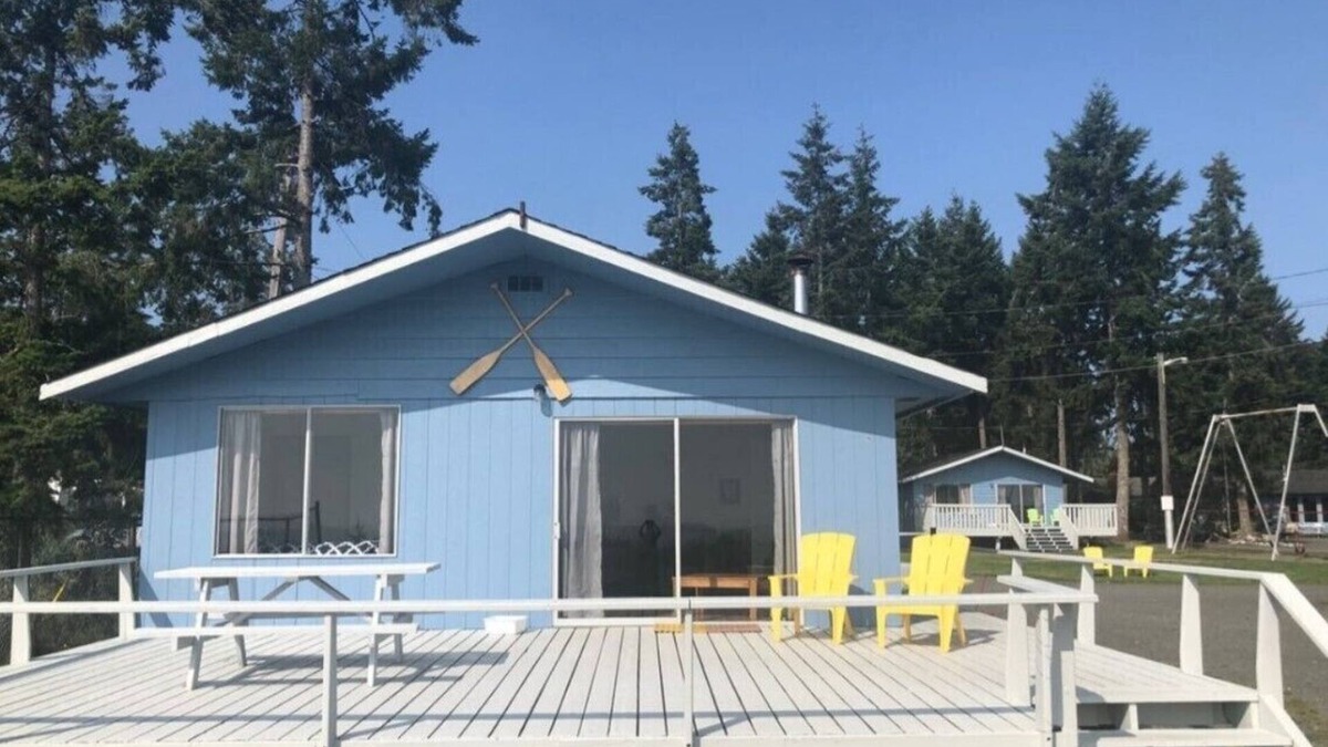 Black Creek House | Beachfront Cabin 7