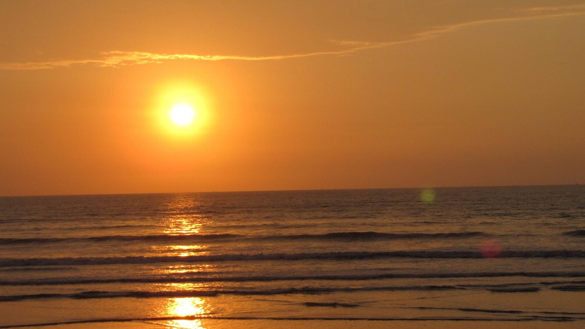 Canoa Condo | Beachfront Condo; Infinity Pool; 2 Bdrm ;2 Bath; Plus Gorgeous Views