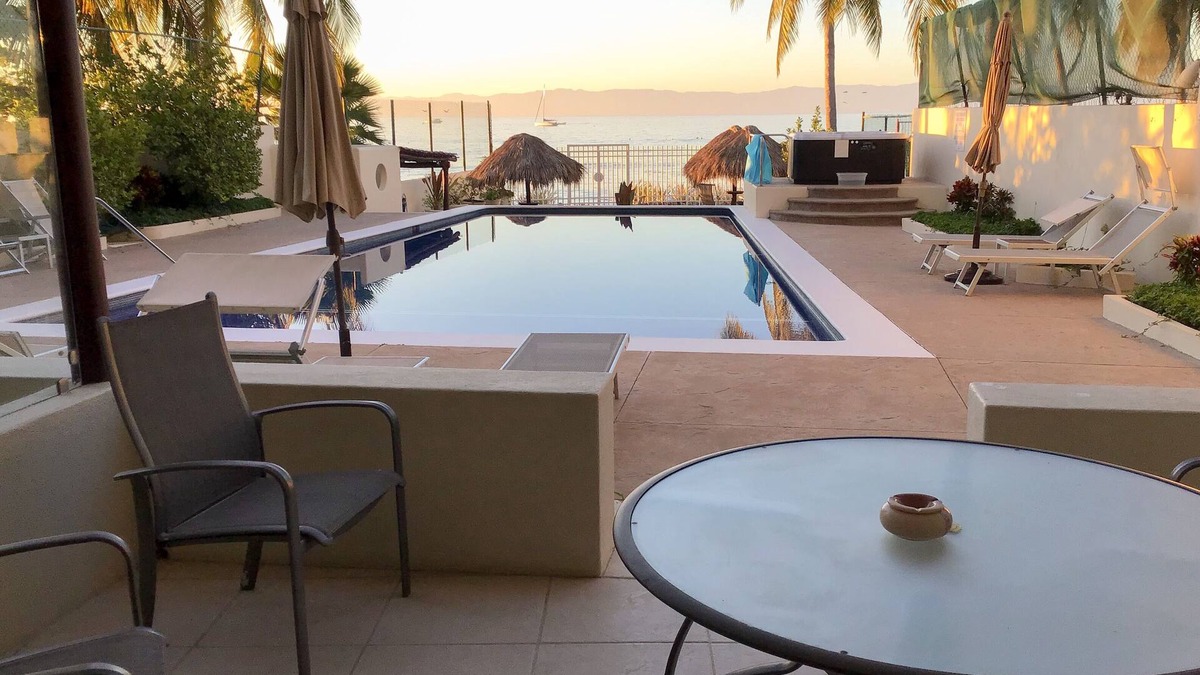Emiliano Zapata Condo | Beachfront condo - steps to sand and surf