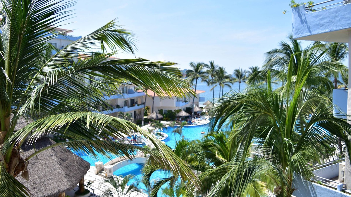 Manzanillo Apartment | BEACHFRONT CONDO PARADISE IN MANZANILLO