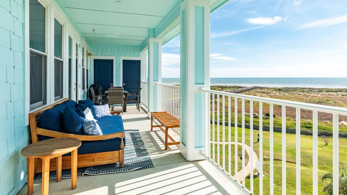 Red Fish Cove Condo | Beachfront Condo w/Pt West Amenities incl. POOL, hot tubs, walking & bike paths