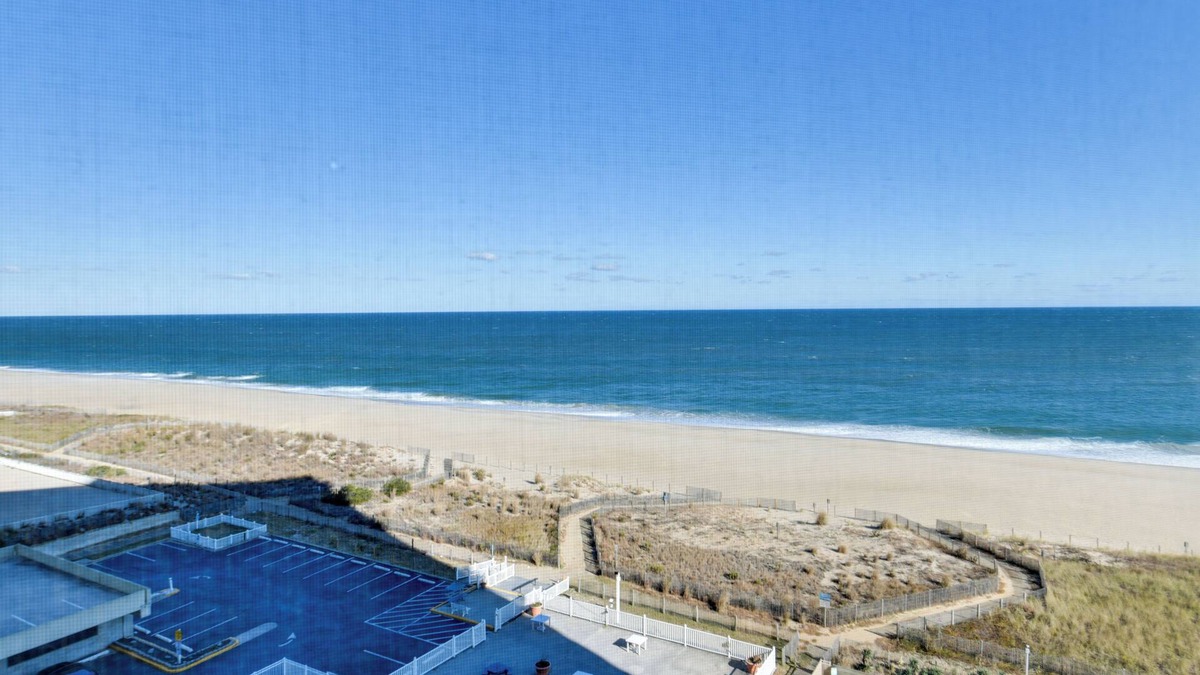 North Ocean City Condo | Beachfront Condo w/Pool Access in Ocean City!