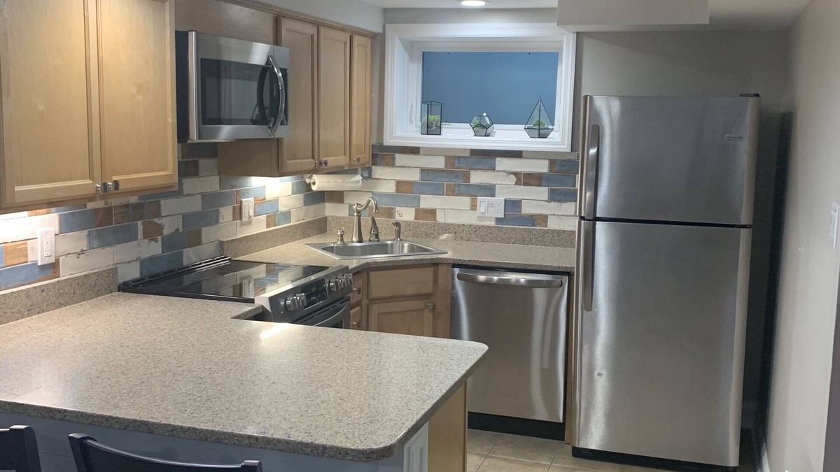 Stone Harbor House | Beachfront Condo with Pool