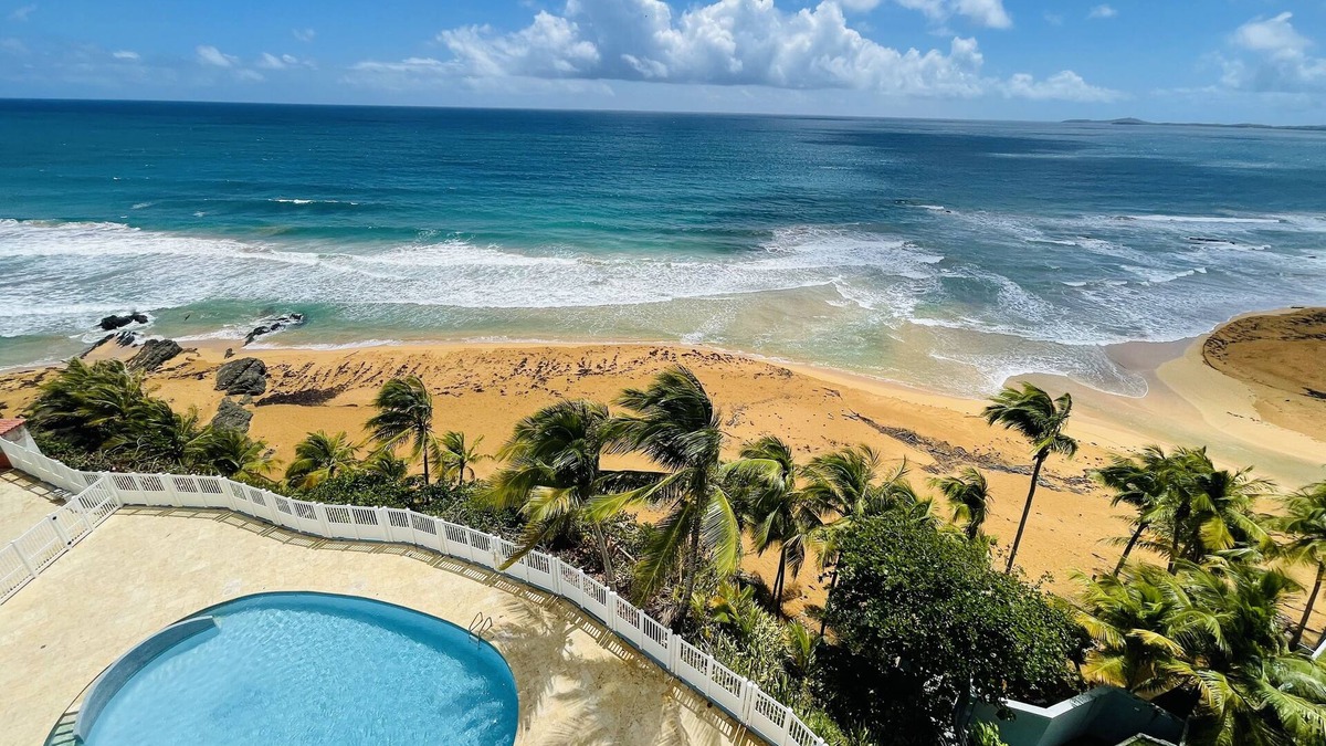 La Pared Condo | Beachfront Condo with Amaing Ocean View. walk to Beaches & Restaurants