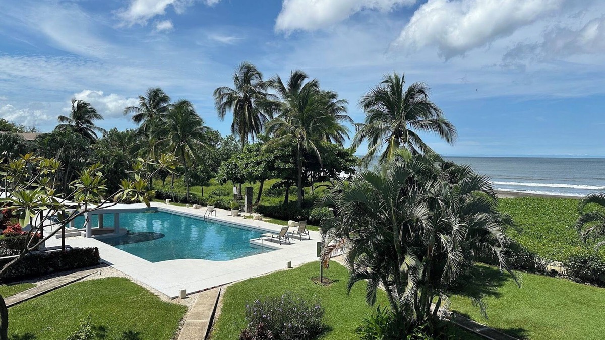 Junquillal Condo | Beachfront Ocean View 2-bedroom condo in Playa Junquillal with WiFi, AC