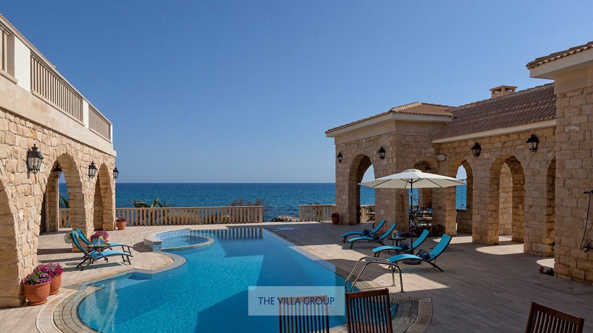 Agios Theodoros Villa | Beachfront Estate offers luxury