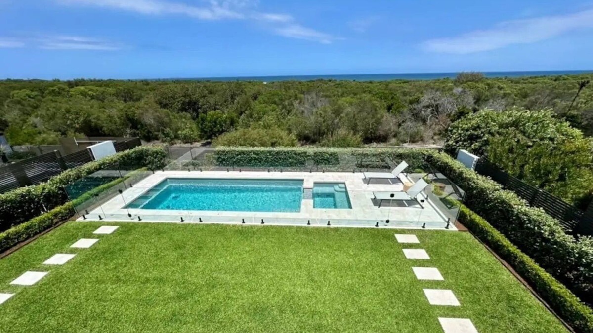 Magenta Shores House | Beachfront Haven - Magenta's ultimate retreat