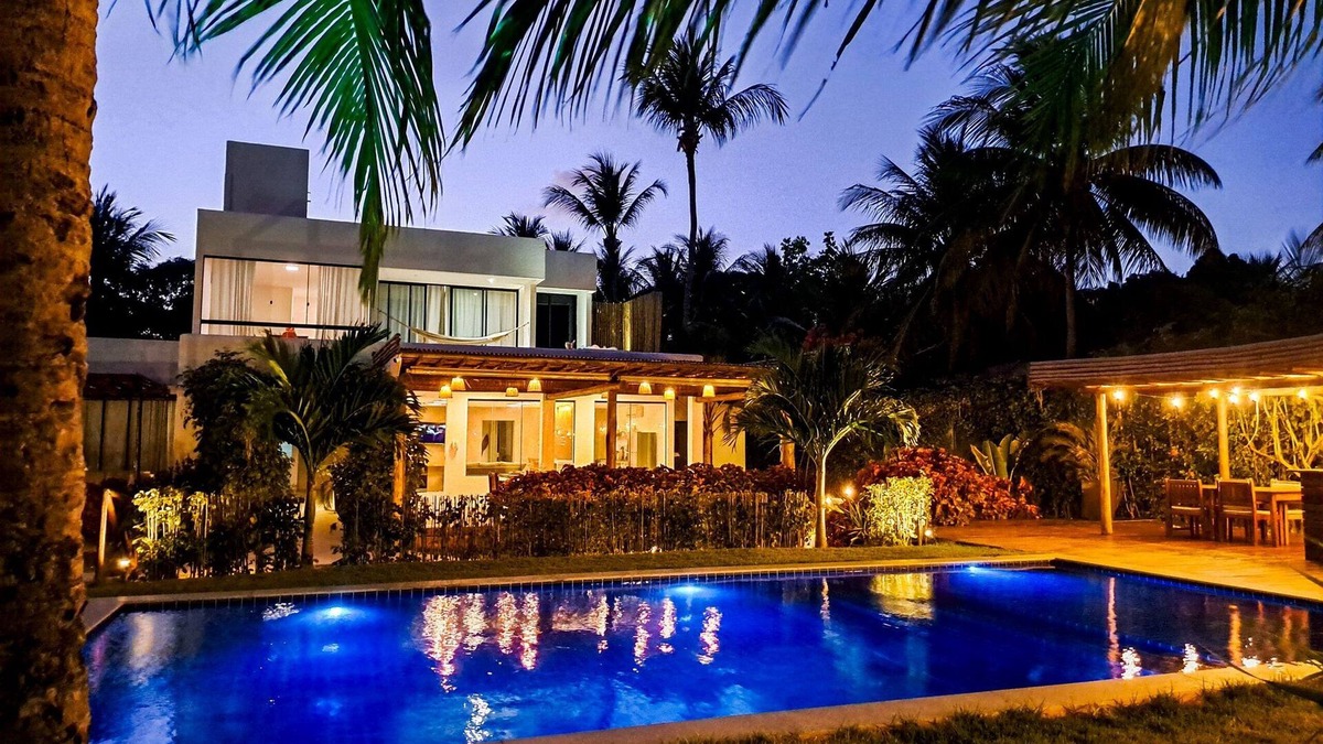 Porto de Pedras House | Beachfront house on the Route of Miracles