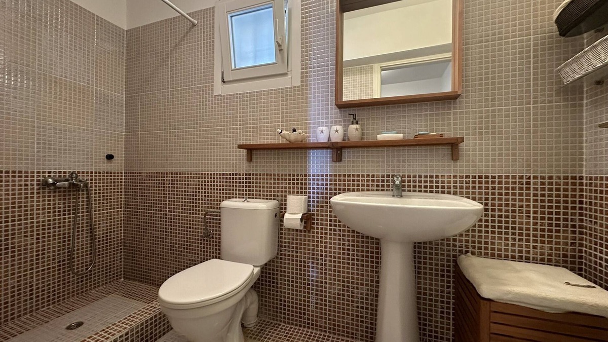 Kipri House | Beachfront House Kipri ideal for families