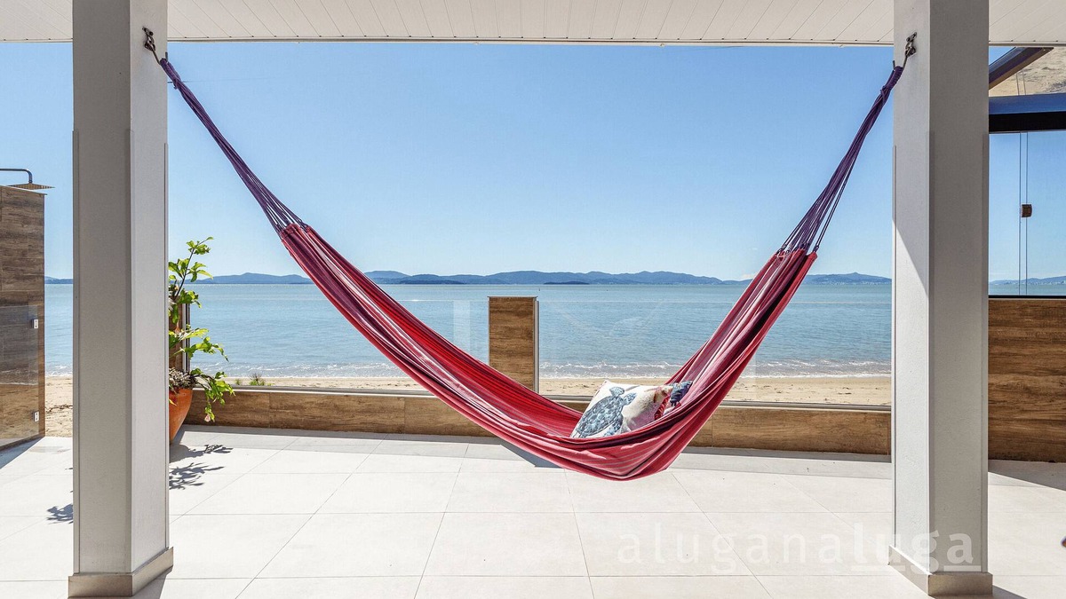 Biguacu House | Beachfront House SC – Complete Space
