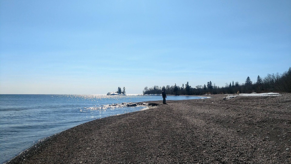 Grand Marais Cottage | Beachfront Lake Superior TwelveMileRock.com