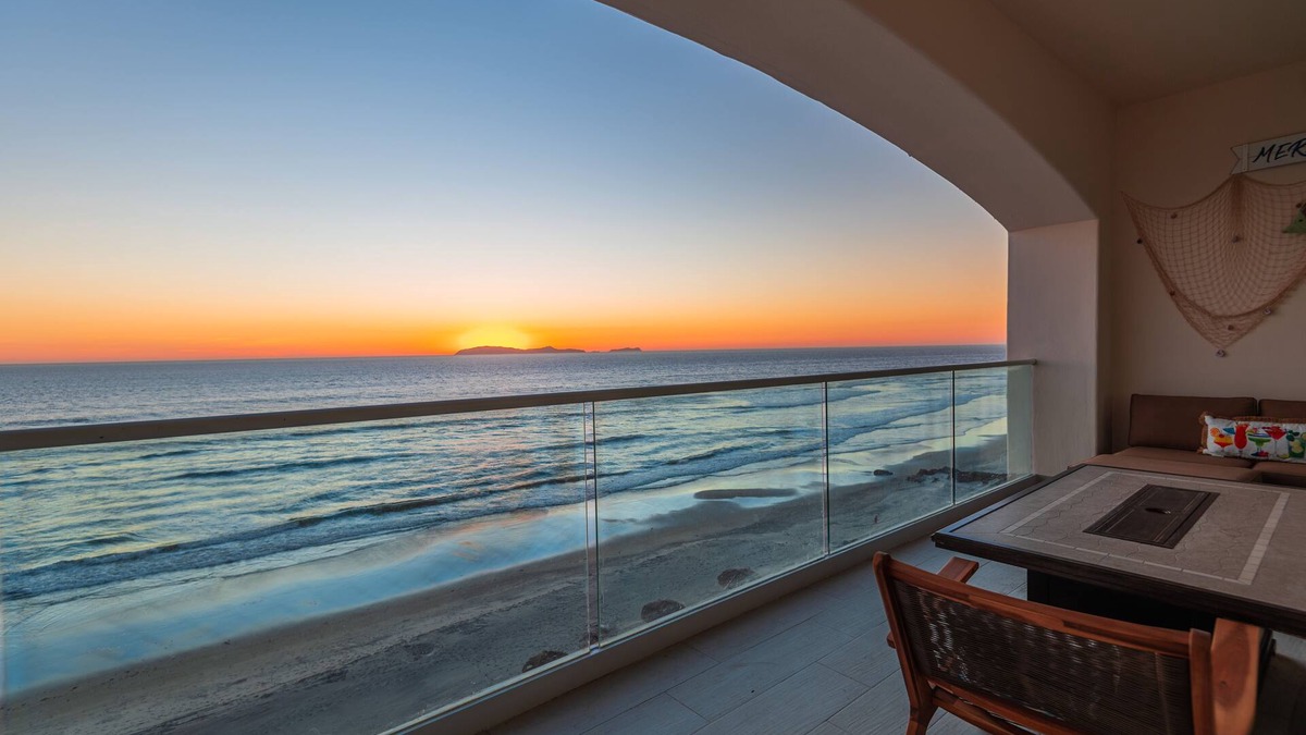 Rosarito Condo | Beachfront Luxury Condo, 3 Bedroom, Balcony, Beach access