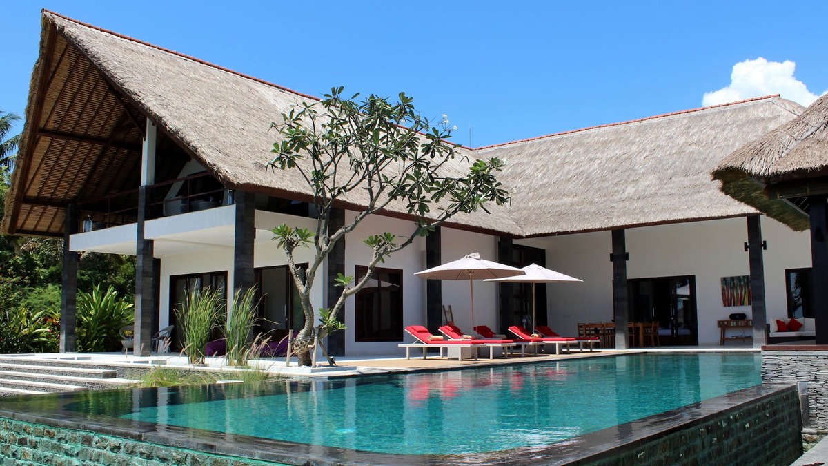 Gerokgak Villa | Beachfront Luxury Villa in the unspoiled & authentic North Bali