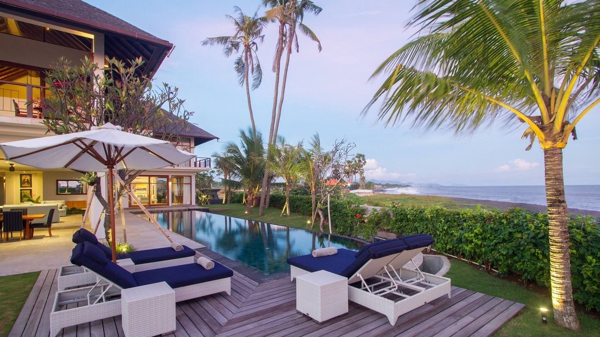 Ketewel Villa | Beachfront Luxury, Villa Purnama