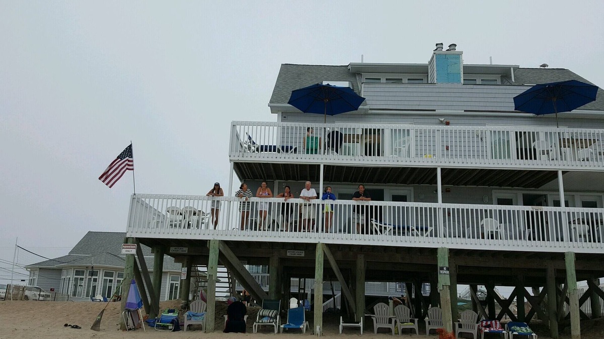 Misquamicut Condo | Beachfront/Oceanfront Timeshare Unit available JULY