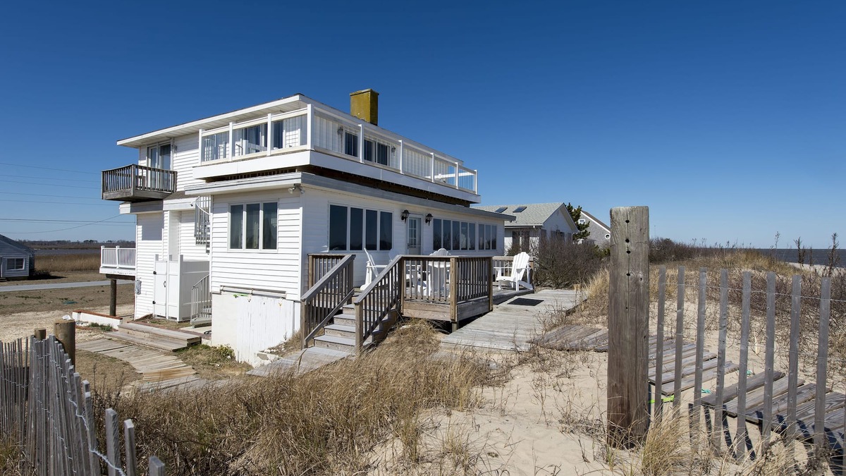 Prime Hook Beach House | Beachfront on Primehook Beach, 25min to Rehobeth; best of both!