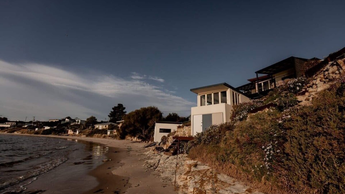 Opossum Bay House | Beachfront Paradise in Opossum Bay