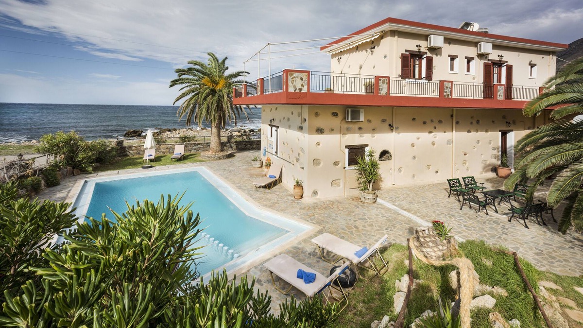 Sfinari Villa | Beachfront private vIlla - Ocean views-Pericles Beach Villla-Private pool