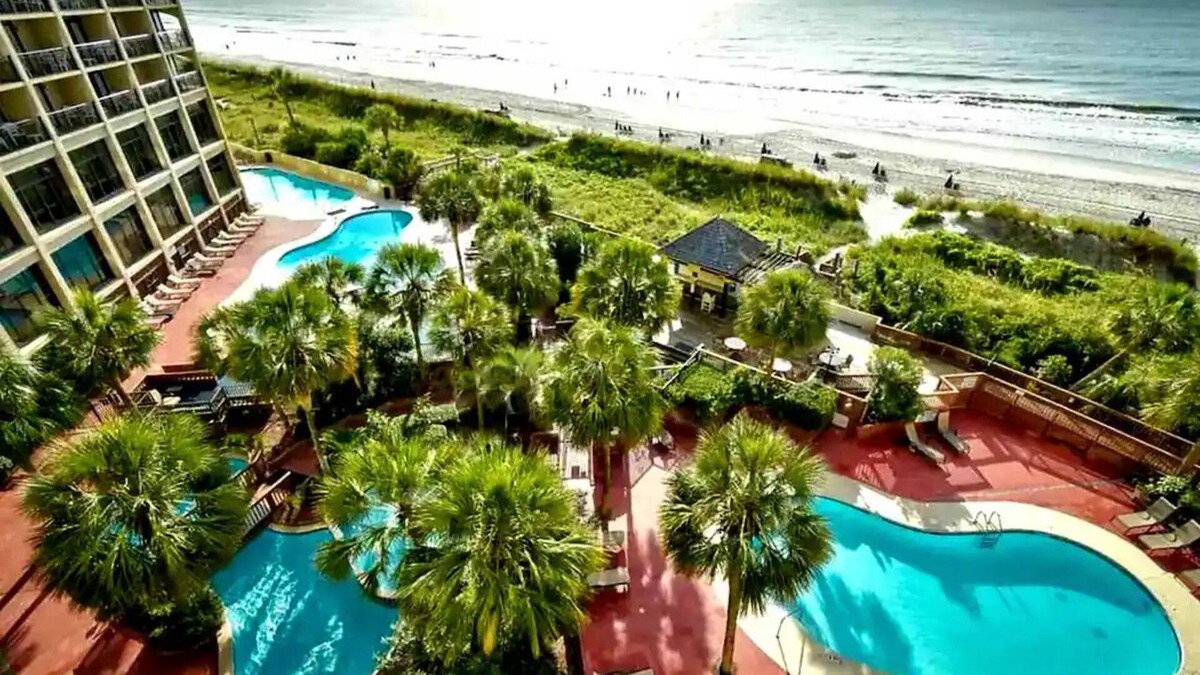 Briarcliffe Acres Condo | Beachfront Resort Condo w/Lazy River & Pools.