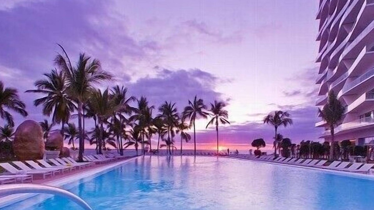 North Hotel Zone Apartment | Beachfront! recognized Icon Vallarta, Ocean Front,