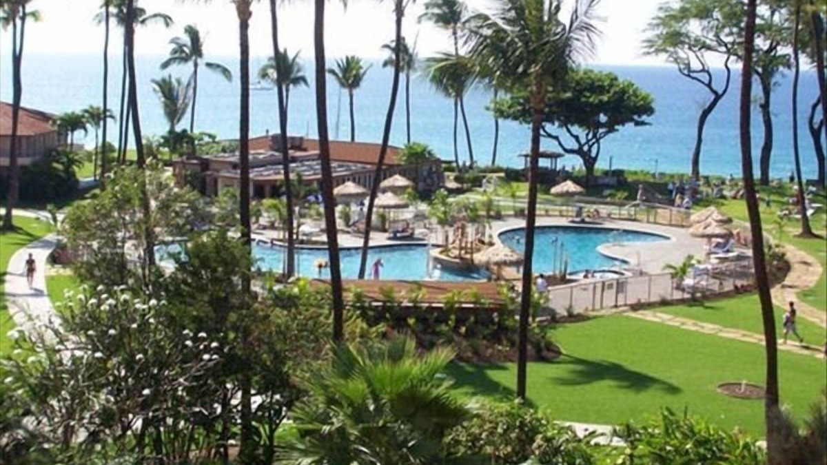 Kaanapali Condo | BEACHFRONT RESORT+OCEAN VIEW STUDIO A-317+CENTRAL A/C+FULLY EQUIPPED