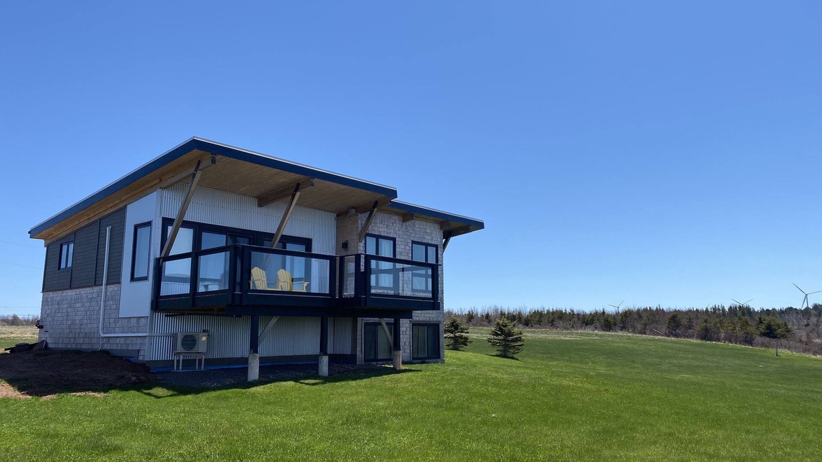 Cape Wolfe House | Beachfront Retreat with sunset views