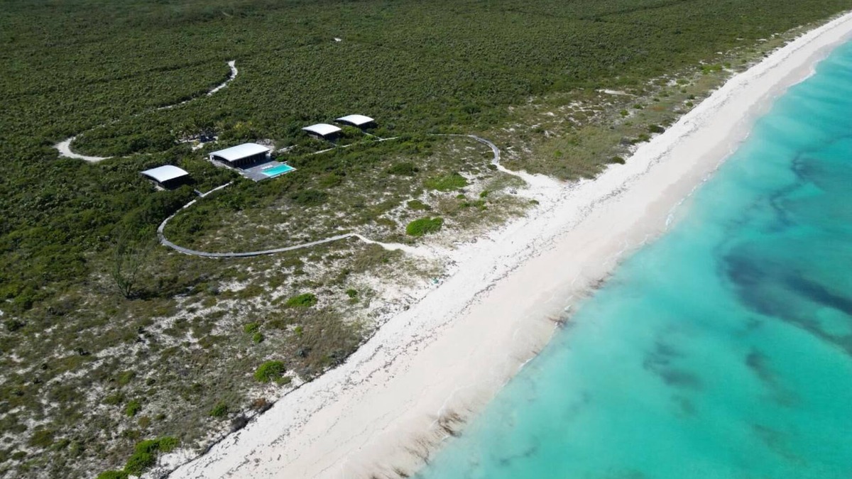 Sandy Point Villa | Beachfront ! Seclusion and Privacy, Miles of Beach, Perfect for a Couple!
