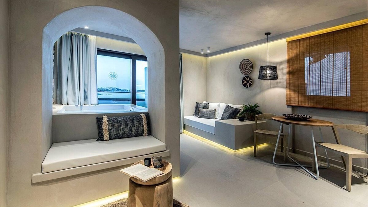 Almyros Villa | Beachfront Suite Access to the beach