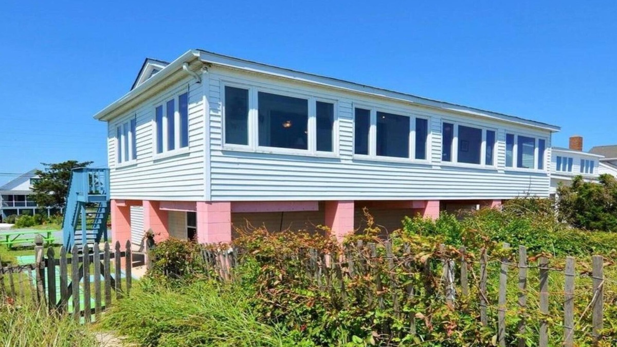 Prime Hook Beach House | Beachfront Sunrise - Waterfront house w/bay and refuge viewsnSleeps 6-8 people